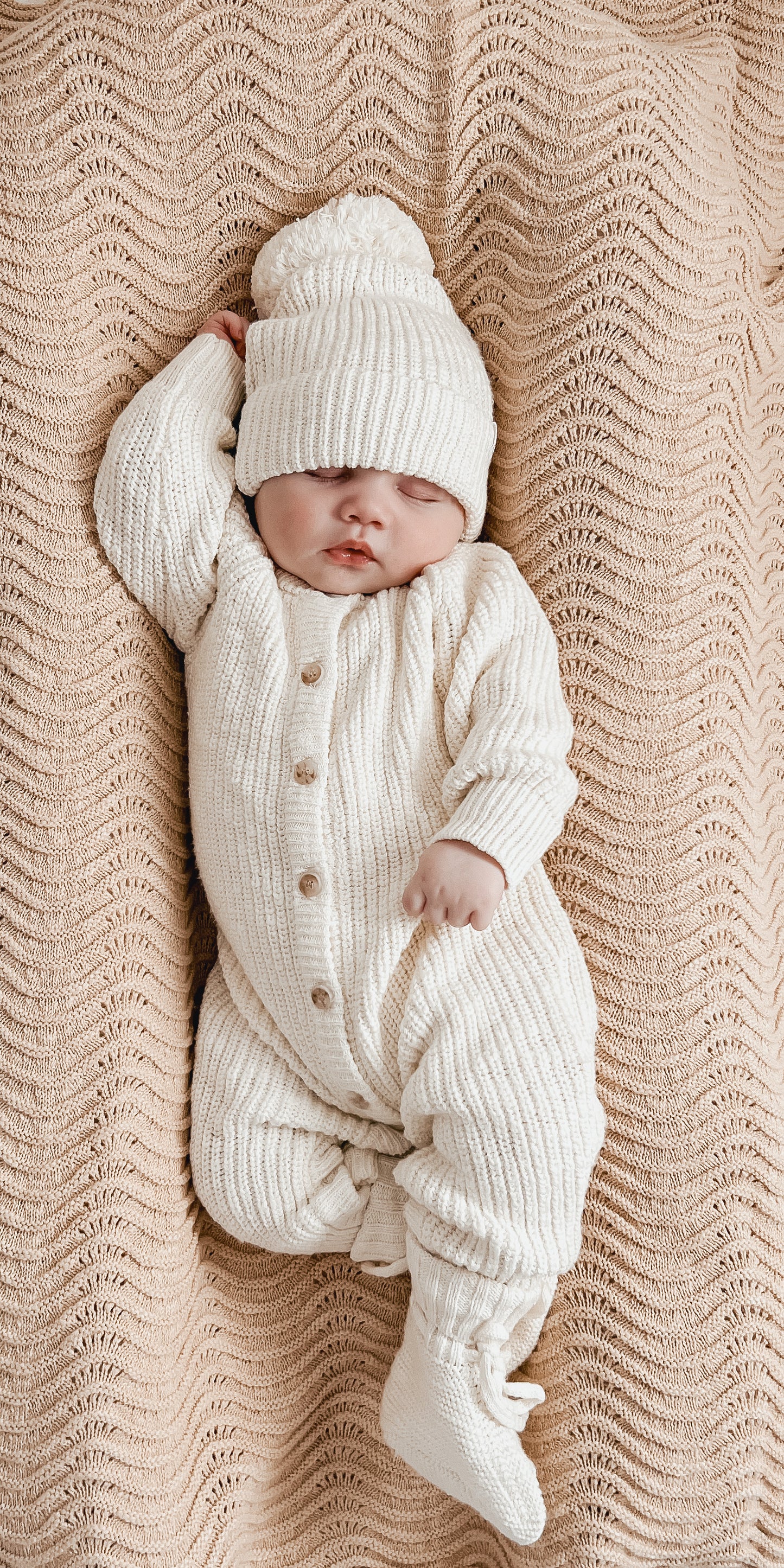 TEXTURED SHELL KNIT BEANIE