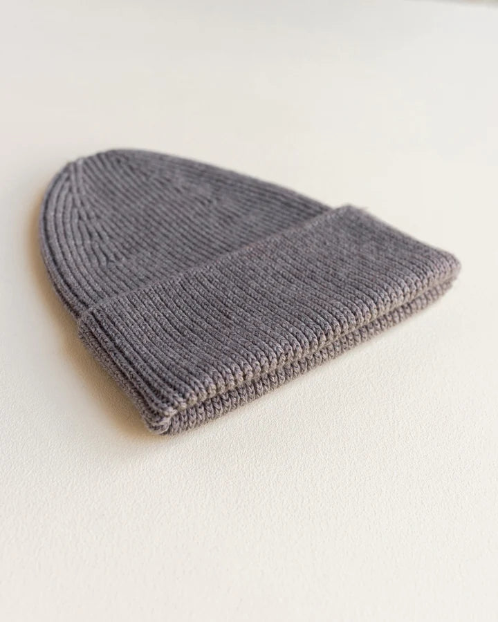 Merinowool Beanie Adult "Fonzie Otter"