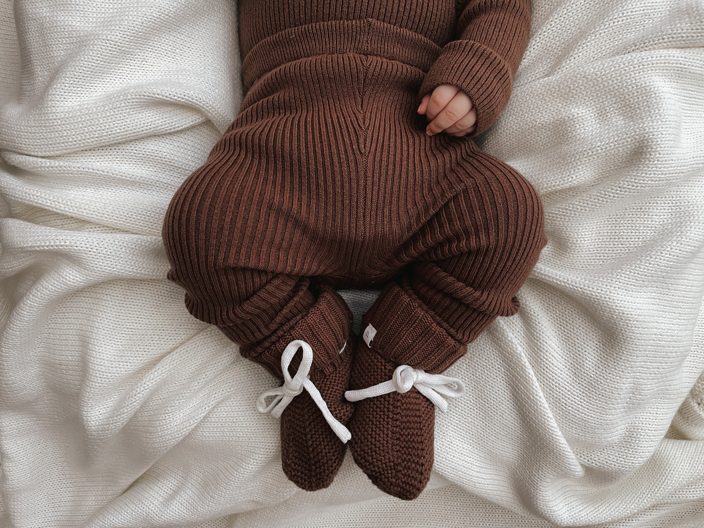 KNIT BOOTIES | Strickschuhe 'Chocolate'