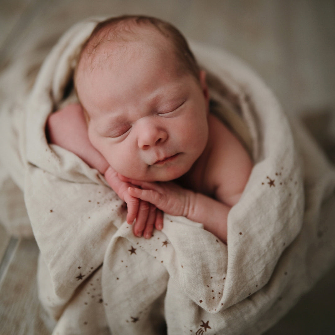 Muslin Swaddle 'Falling Stars'