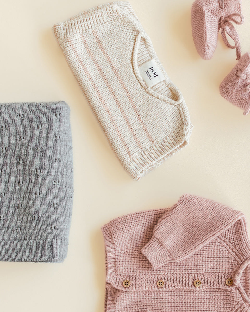 Merinowolle Strickdecke ‚Bibi Grey Melange‘