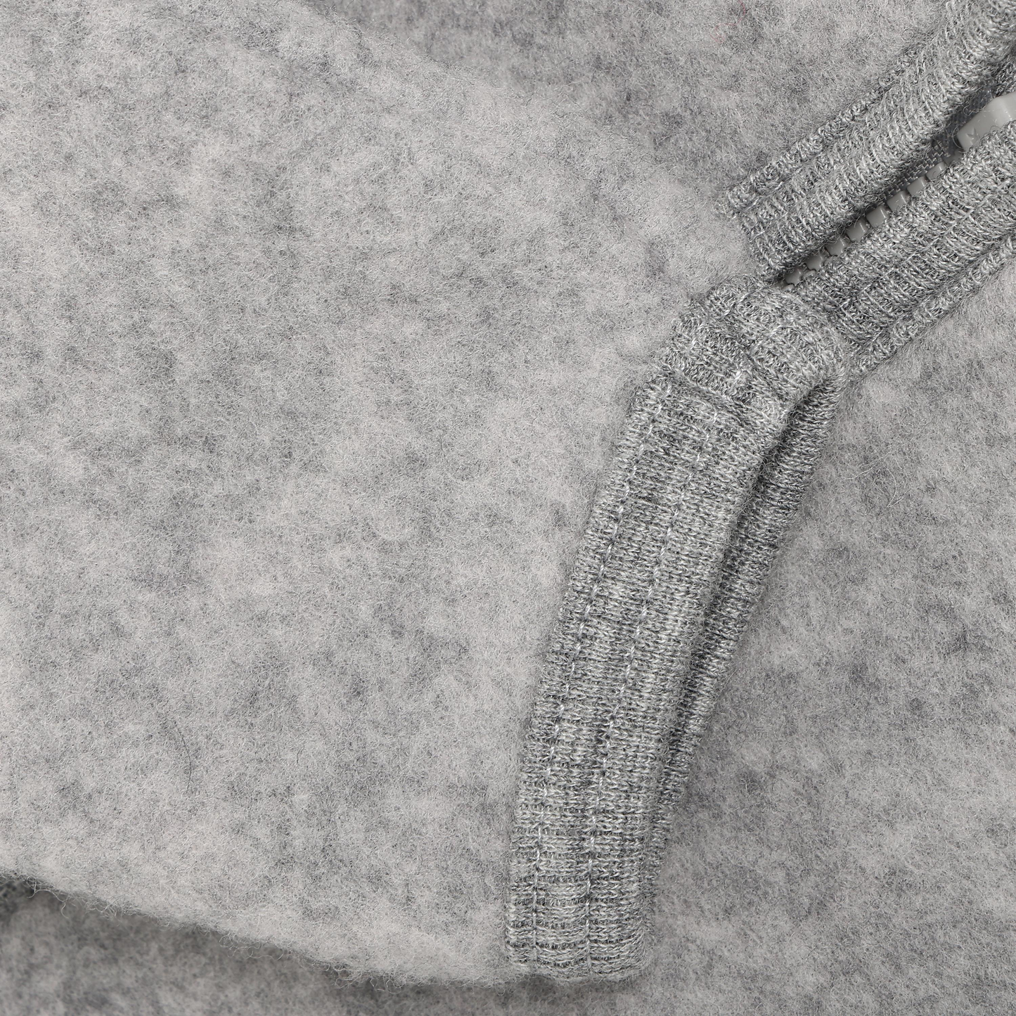 Huttelihut Fleecejacke Merinowolle mit Öhrchen | Grey Melange