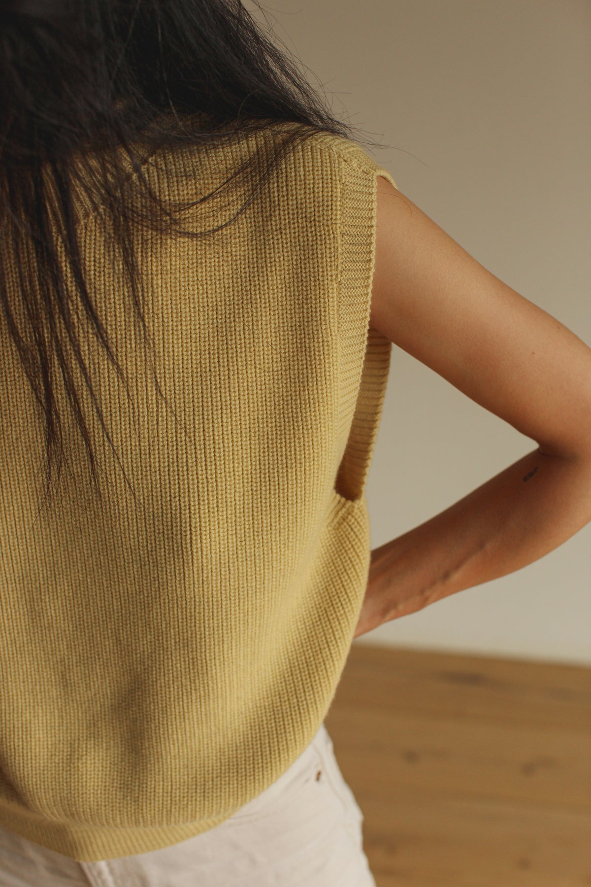 Hvid Mama Pullunder Merinowolle ‚Vest Helle‘ | Light Yellow