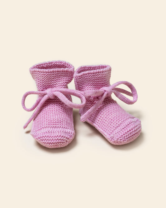 Strickschuhe aus Merinowolle von Hvid in Cotton Candy