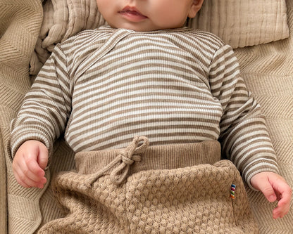 Merinowolle Seide Wickel-Bodysuit | Dunkelbeige gestreift