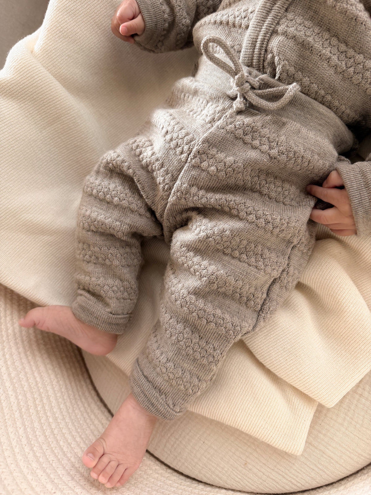Joha Hose Merinowolle Strukturstrick | Beige Melange