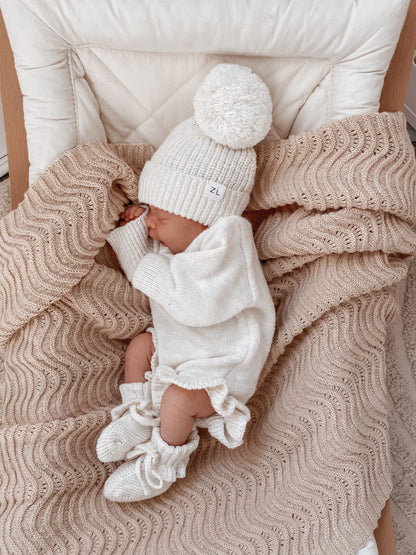 KNIT BOOTIES | Strickschuhe "Coconut Frill"