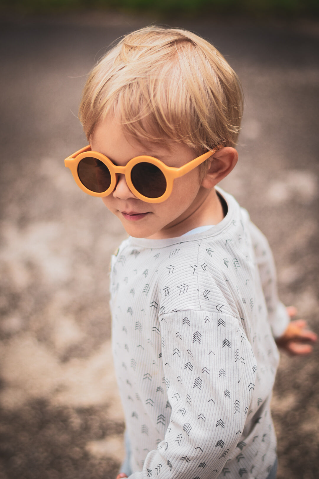 Round Sustainable Sunglass "Golden"