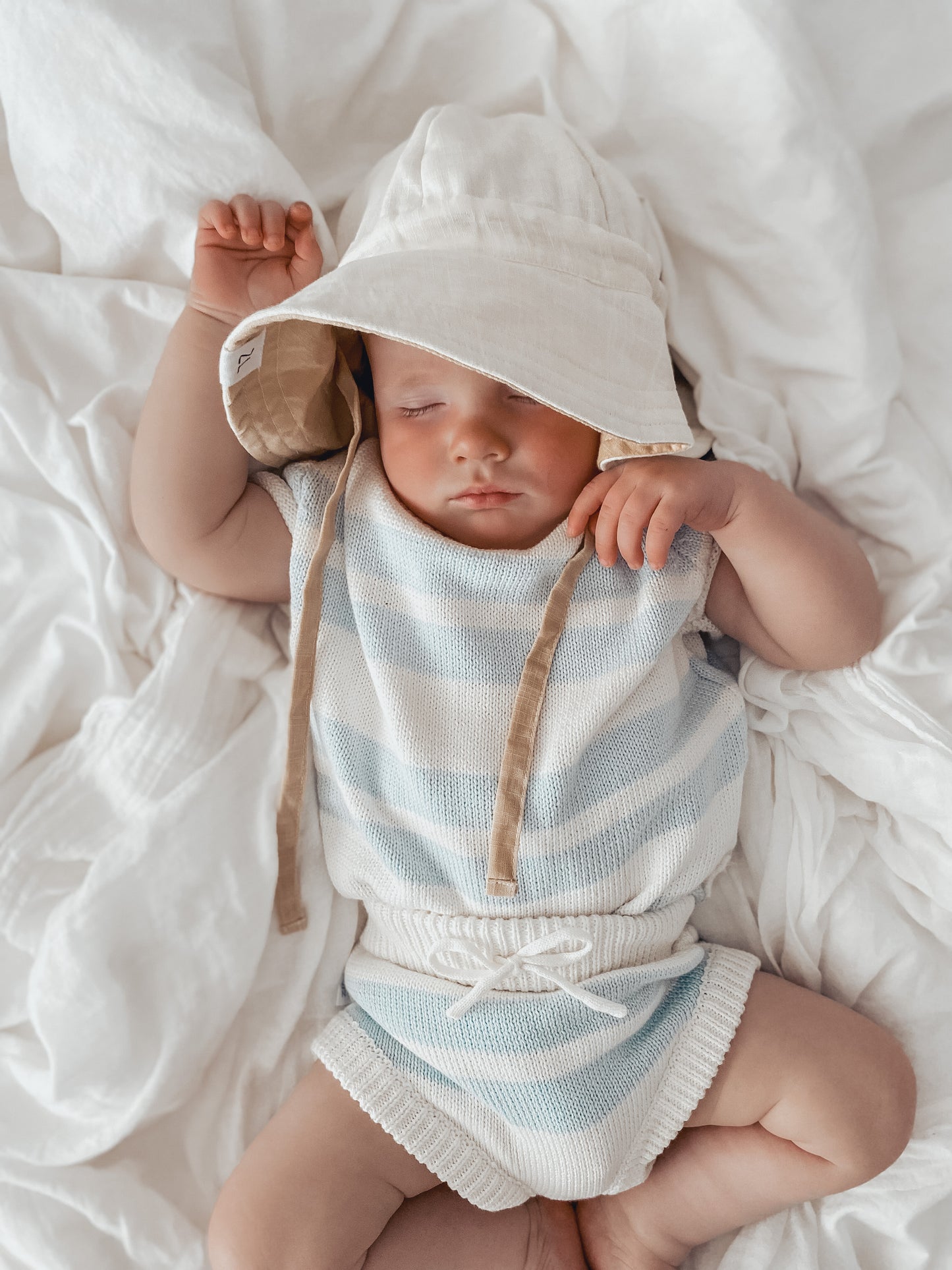Linen Bucket Hat | Reversible Cream &amp; Beige